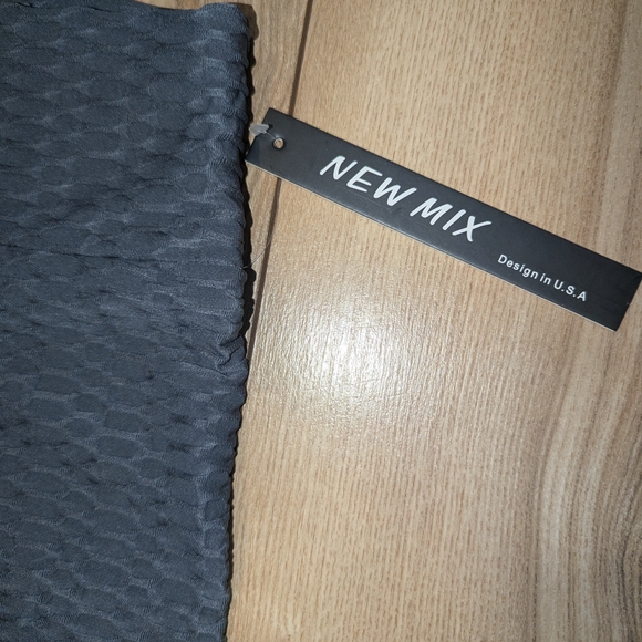 New Mix Dark Gray Textured Leggings Set - Picture 4 of 6